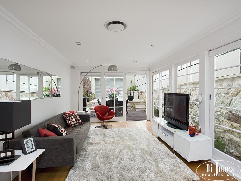 8 Artlett Street (off Glenmore Road Paddington), Edgecliff NSW 2027