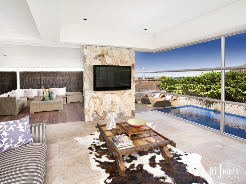 349 Alison Road (corner Beach Lane), Coogee NSW 2034