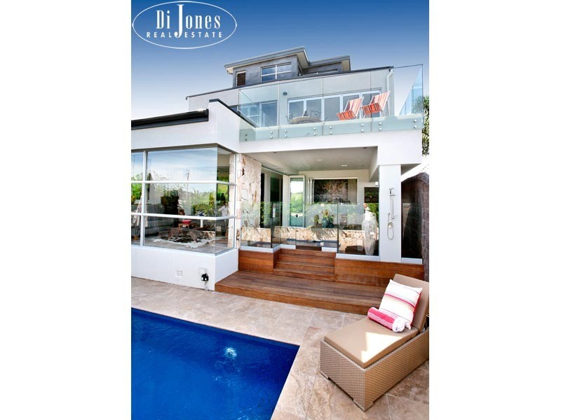 349 Alison Road (corner Beach Lane), Coogee NSW 2034
