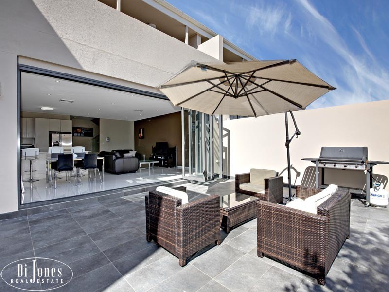 52A General Holmes Drive, Brighton-le-sands NSW 2216