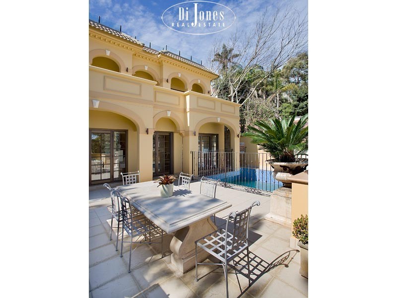 Residence West 58 Gilbert Street, Dover Heights NSW 2030