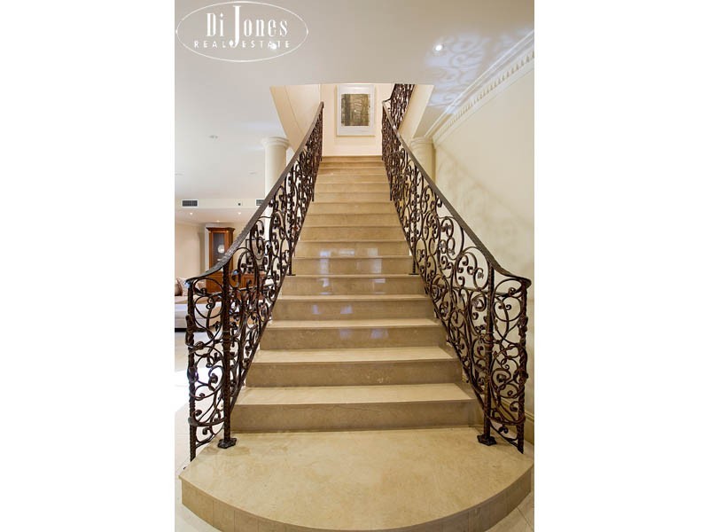 Residence West 58 Gilbert Street, Dover Heights NSW 2030