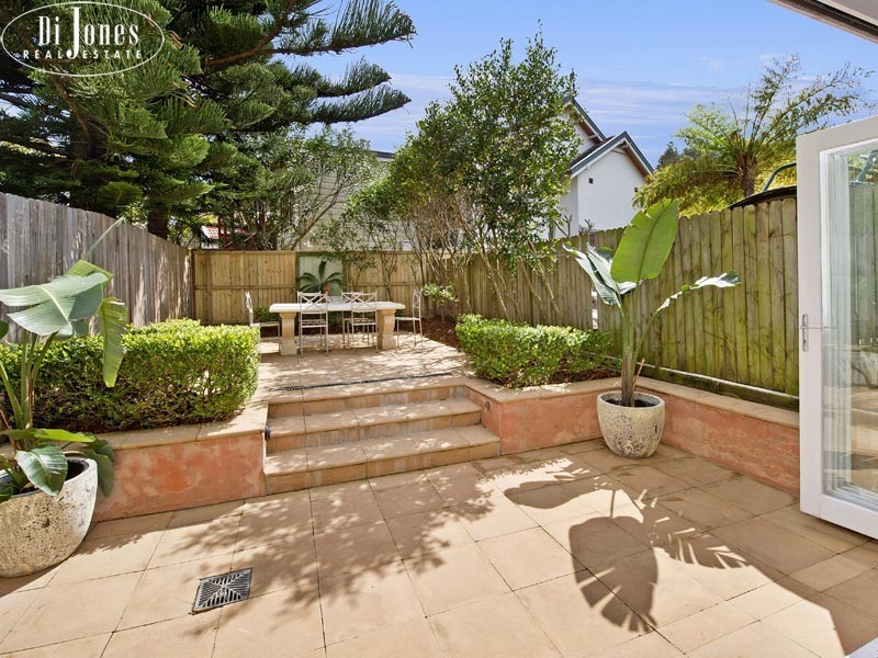 13 Illawong Avenue, Tamarama NSW 2026