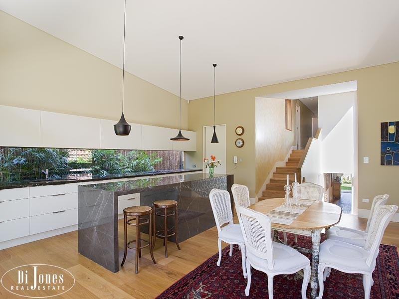 4 Woodland Street, Clovelly, Coogee NSW 2034