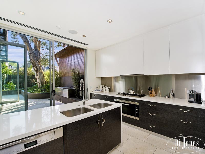 12A Holdsworth Street, Woollahra NSW 2025