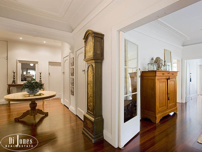 6 Pine Hill Avenue, Double Bay NSW 2028
