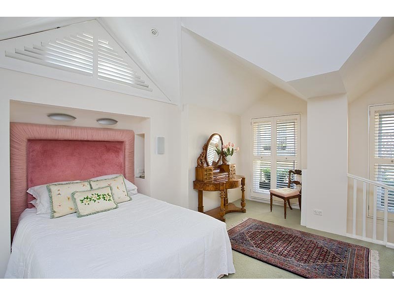 1 Holdsworth Street, Woollahra NSW 2025