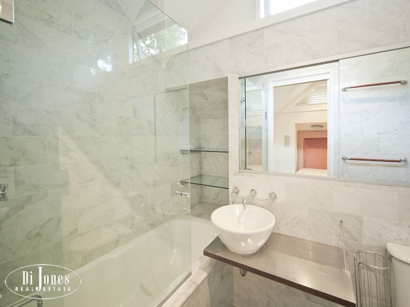 1 Holdsworth Street, Woollahra NSW 2025