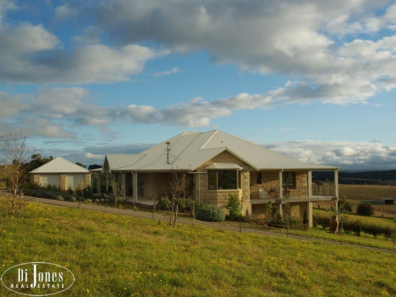 90 Mount Minderoo Lane, High Range NSW 2575