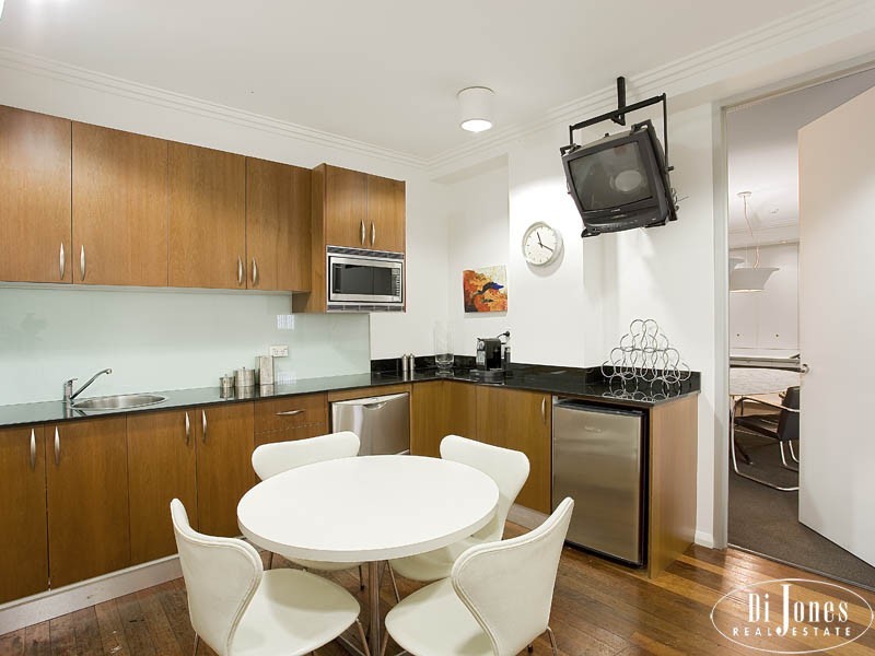 Suite 3, ‘Tobacco Factory’ 13-21 MacDonald Street, Paddington NSW 2021