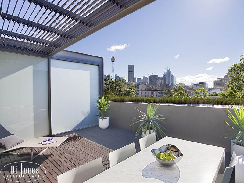 Skyhome 8, 2 Kings Lane (between Riley and Crown Sts), Darlinghurst NSW 2010