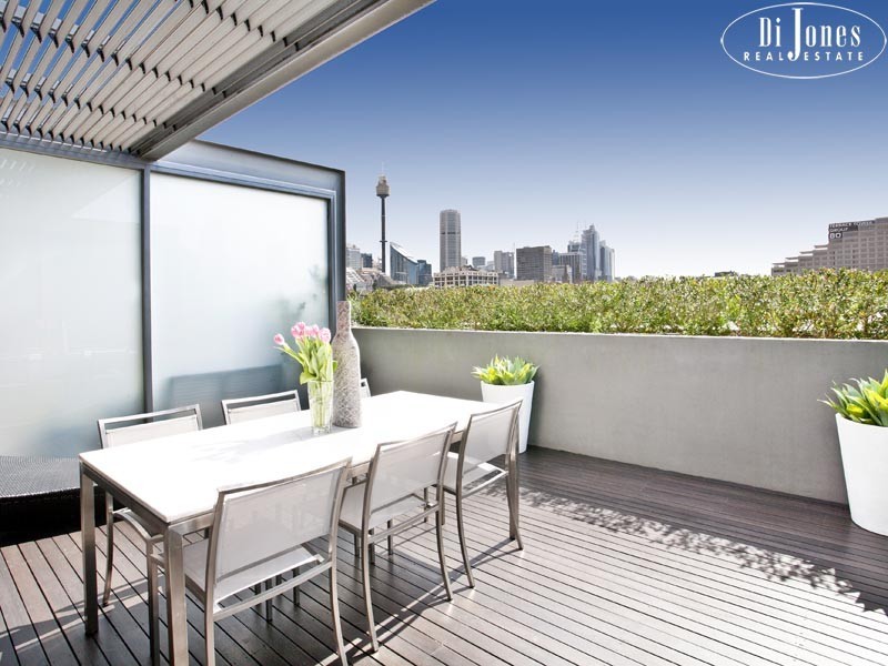 6/2 Kings Lane (between Riley and Crown Sts), Darlinghurst NSW 2010