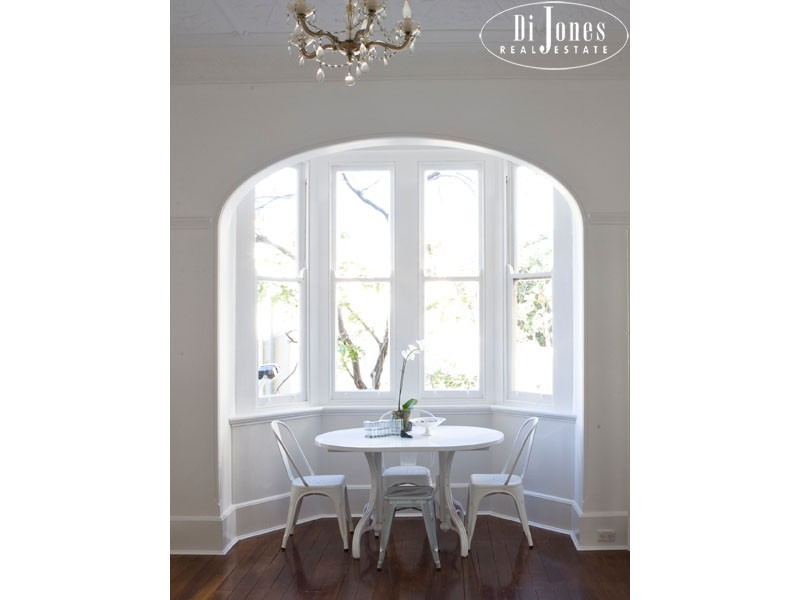 Apartment 10, ‘Karori’, 49 Elizabeth Bay Road, Elizabeth Bay NSW 2011