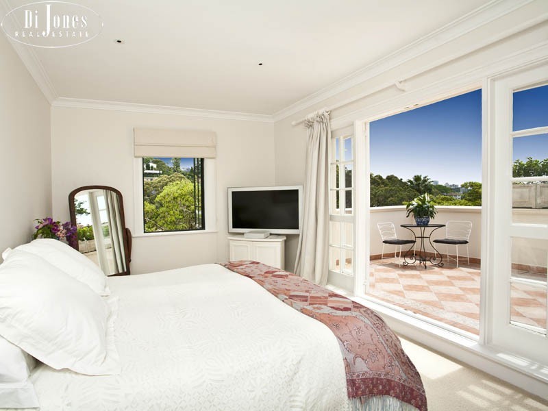 8 Russell Street, Woollahra NSW 2025