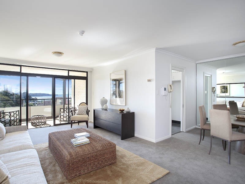 Apartment 704, ‘Oceanpoint’ 170 Ocean Street (enter Arthur St), Edgecliff NSW 2027