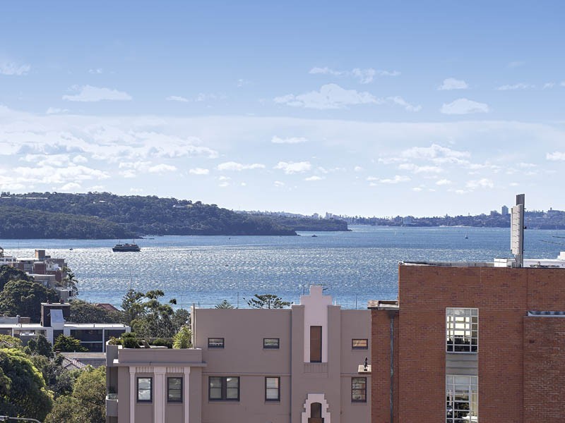 Apartment 704, ‘Oceanpoint’ 170 Ocean Street (enter Arthur St), Edgecliff NSW 2027