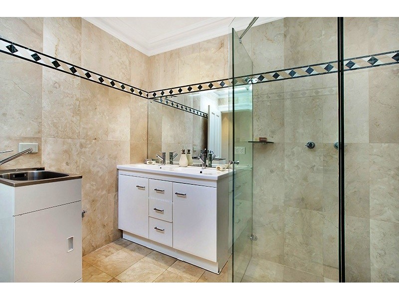 216 Edgeware Road, Newtown NSW 2042