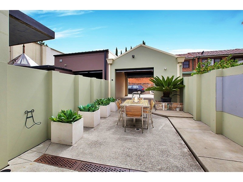 216 Edgeware Road, Newtown NSW 2042