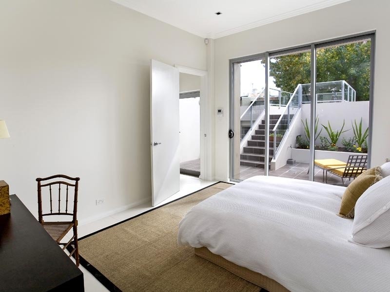 143 Edgecliff Road, Woollahra NSW 2025