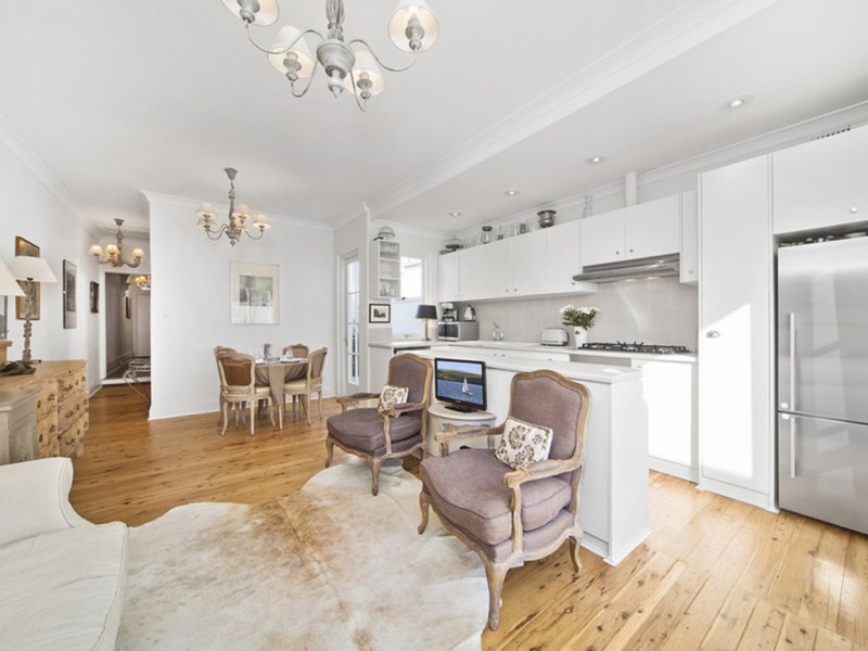 39 Ruthven Street, Bondi Junction NSW 2022