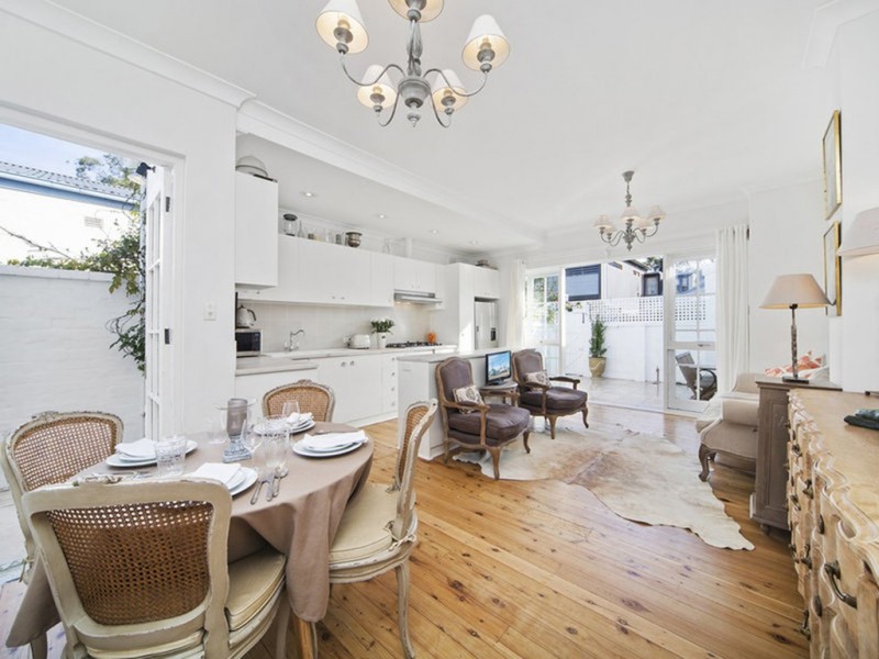 39 Ruthven Street, Bondi Junction NSW 2022