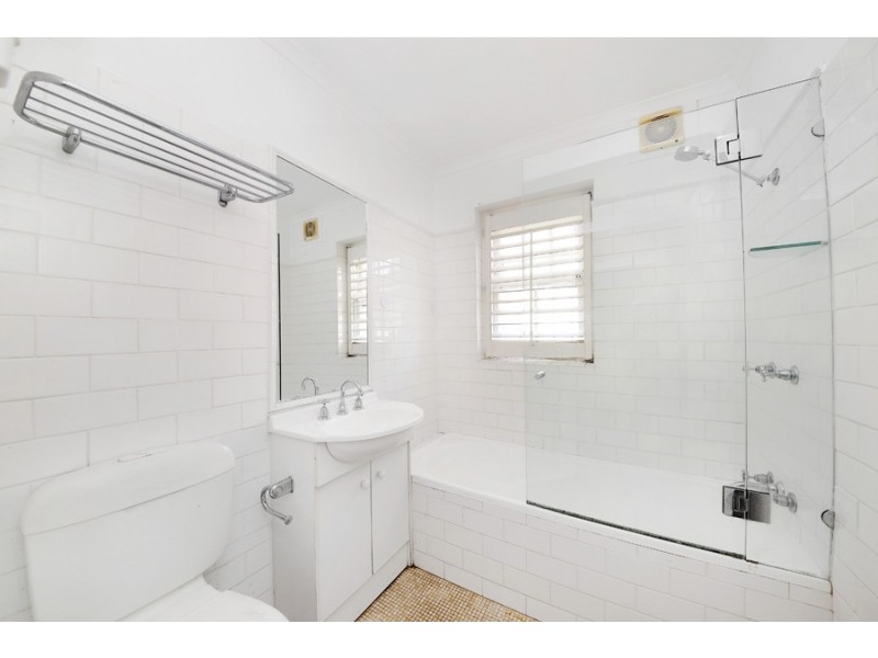 2/2 Pinehill Avenue, Double Bay NSW 2028