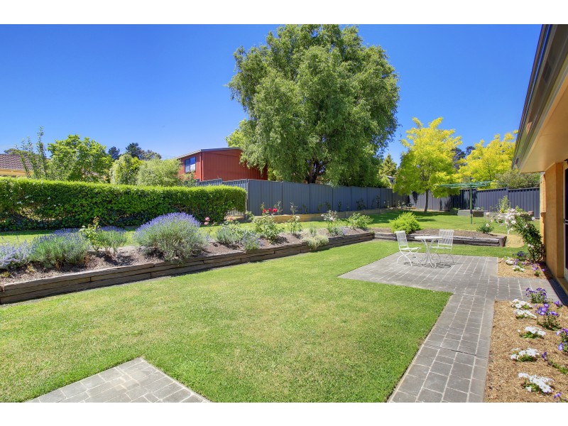 7 Vanessa Place, Moss Vale NSW 2577