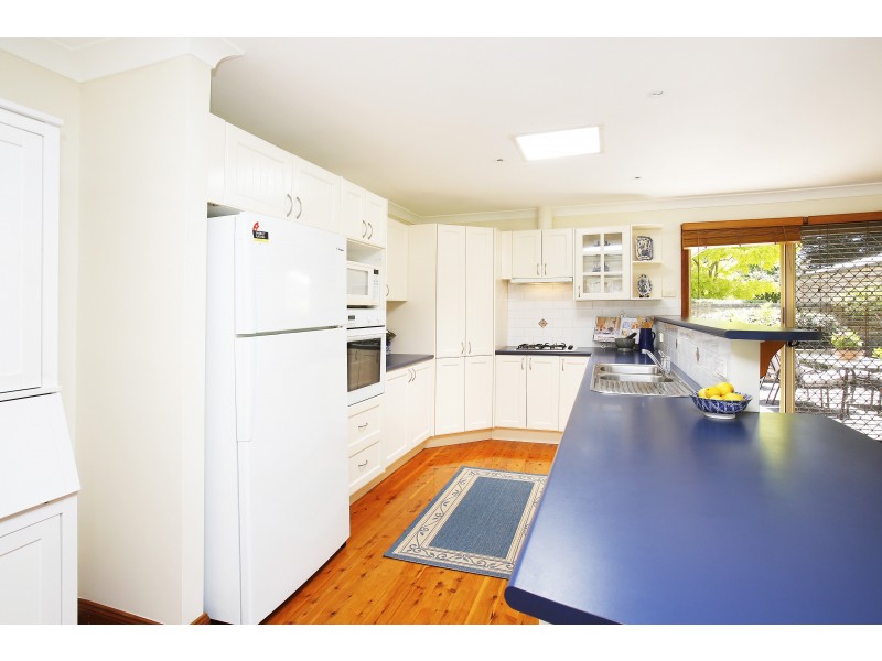 7 Vanessa Place, Moss Vale NSW 2577