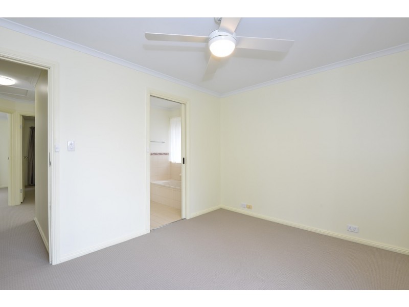14 Folkestone Terrace, Victor Harbor SA 5211