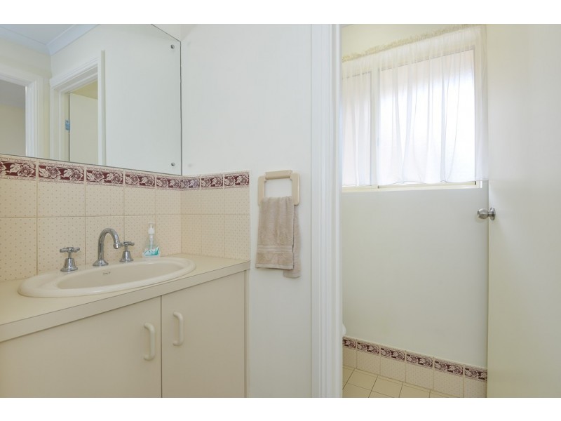 14 Folkestone Terrace, Victor Harbor SA 5211