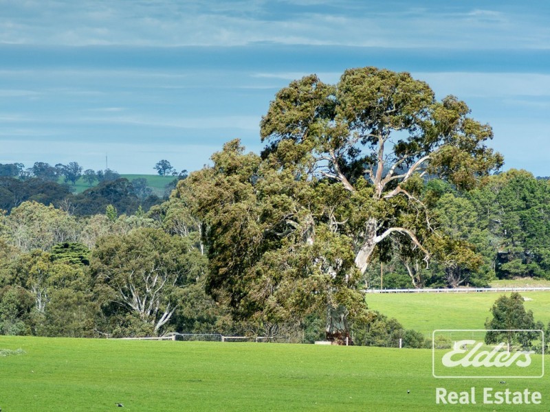 1395 Torrens Valley Road, Birdwood SA 5234