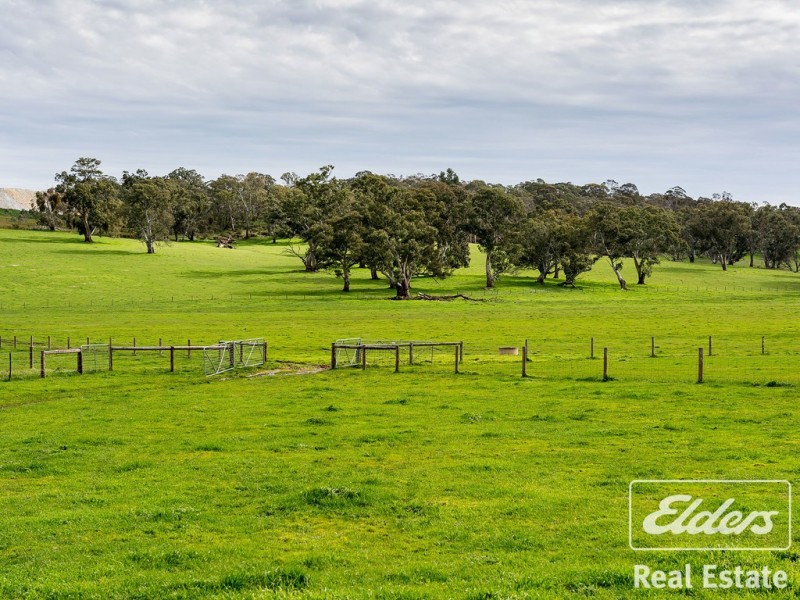 1395 Torrens Valley Road, Birdwood SA 5234