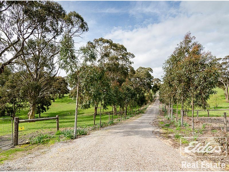 499 Mosquito Hill Road, Mount Compass SA 5210