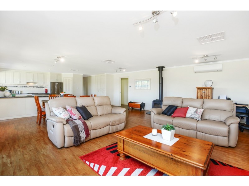 20 Lipizzaner Drive, Hindmarsh Valley SA 5211