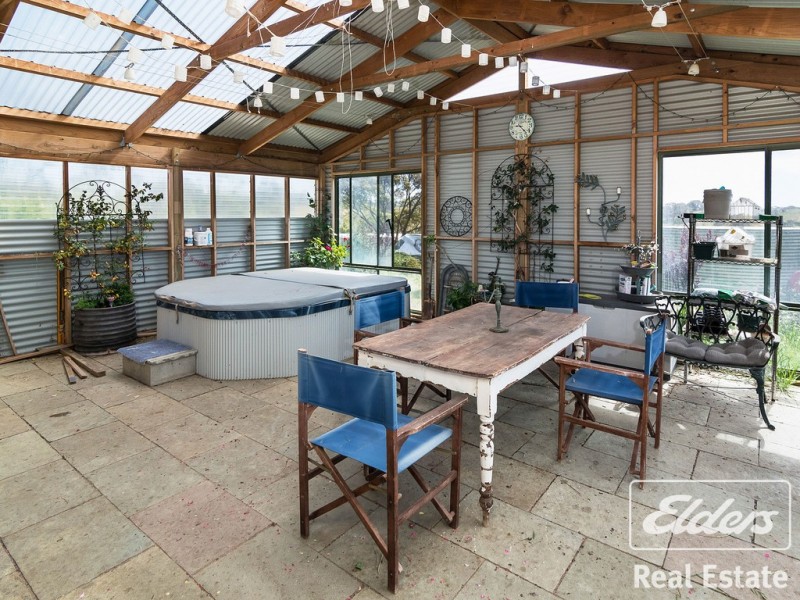 380 E Wattle Flat Road, Sandergrove SA 5255