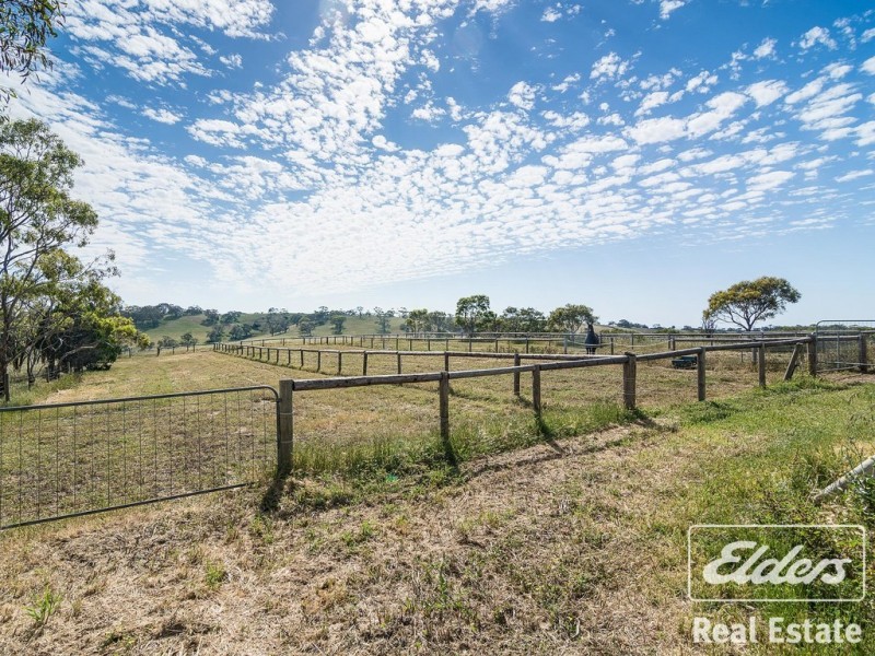 380 E Wattle Flat Road, Sandergrove SA 5255