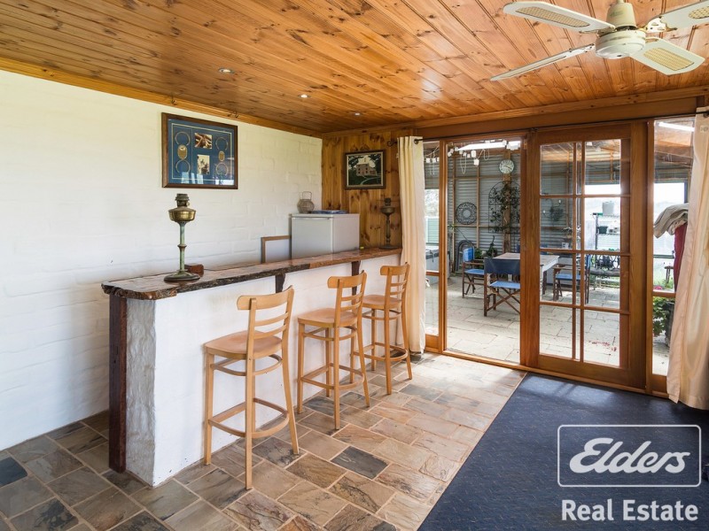 380 E Wattle Flat Road, Sandergrove SA 5255