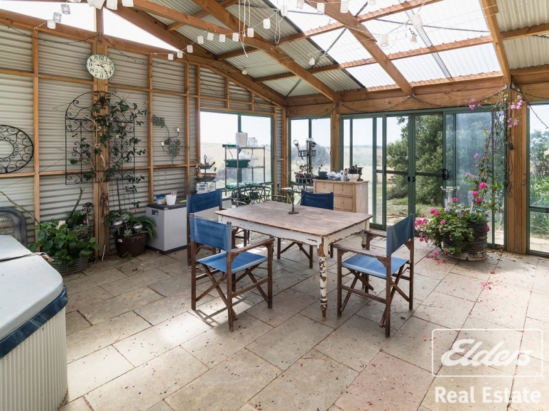 380 E Wattle Flat Road, Sandergrove SA 5255