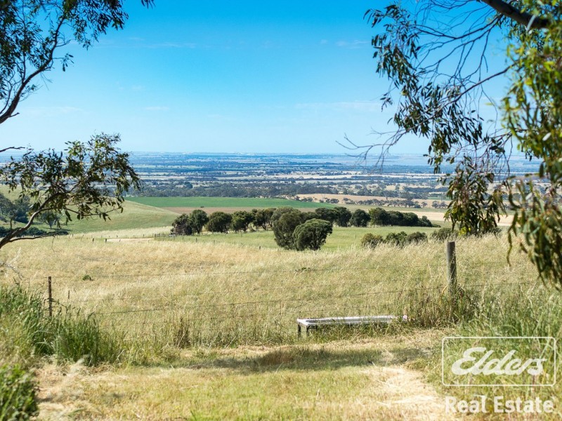 380 E Wattle Flat Road, Sandergrove SA 5255