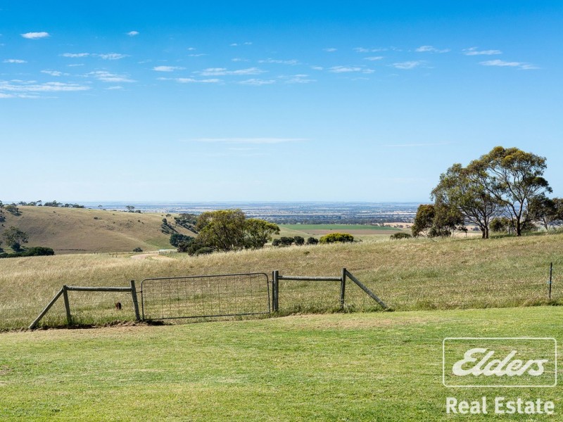 380 E Wattle Flat Road, Sandergrove SA 5255