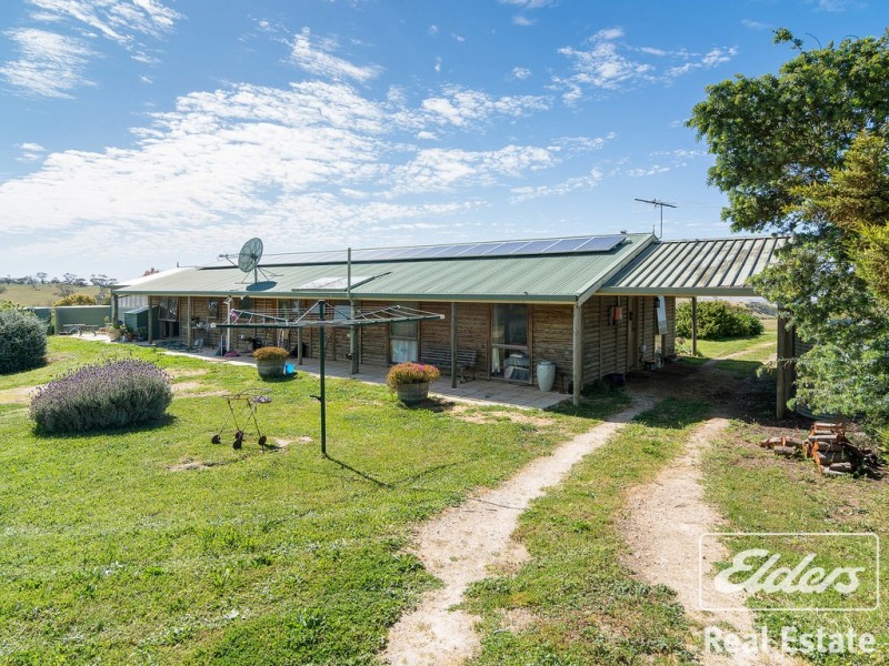 380 E Wattle Flat Road, Sandergrove SA 5255
