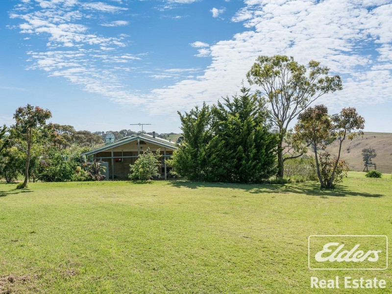 380 E Wattle Flat Road, Sandergrove SA 5255