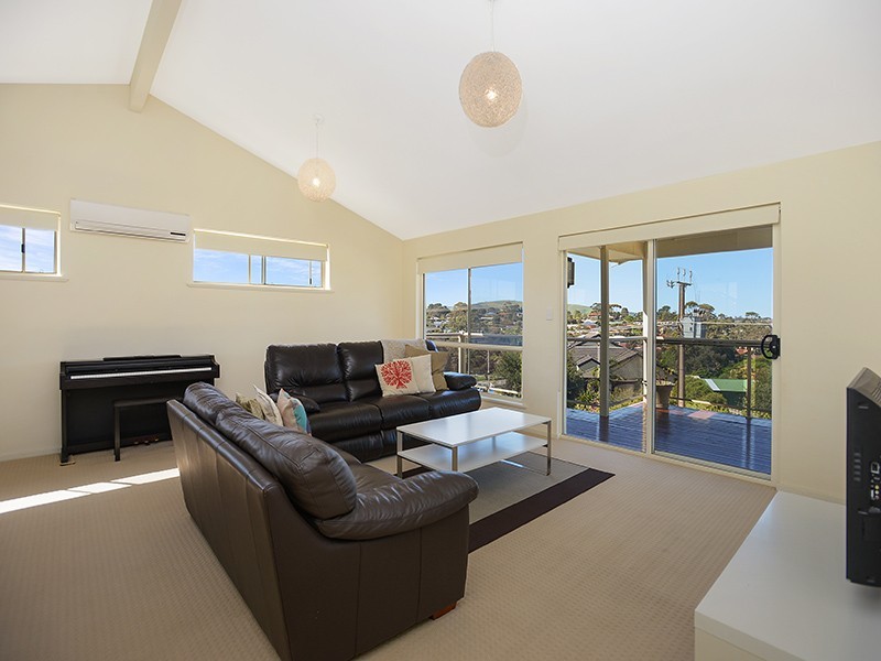 5 Tudor Avenue, Victor Harbor SA 5211