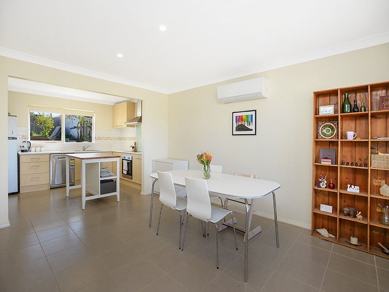 5 Tudor Avenue, Victor Harbor SA 5211