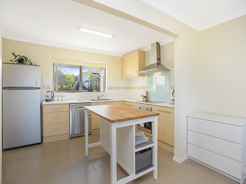 5 Tudor Avenue, Victor Harbor SA 5211