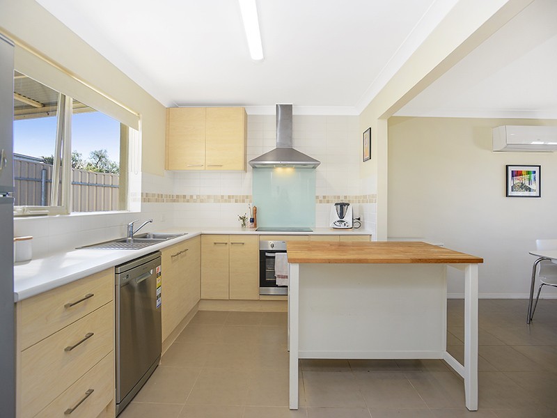 5 Tudor Avenue, Victor Harbor SA 5211