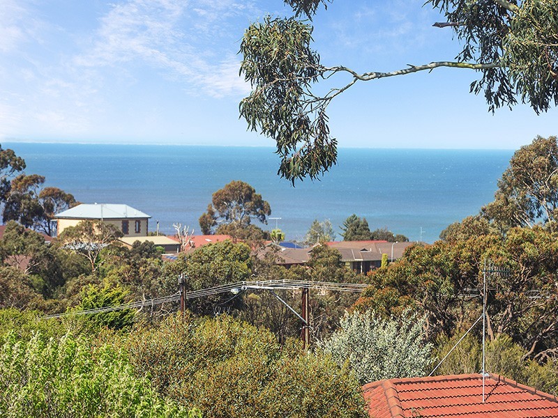 5 Tudor Avenue, Victor Harbor SA 5211