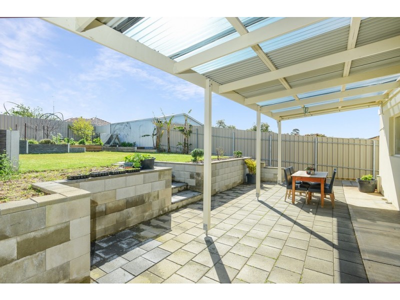 5 Tudor Avenue, Victor Harbor SA 5211