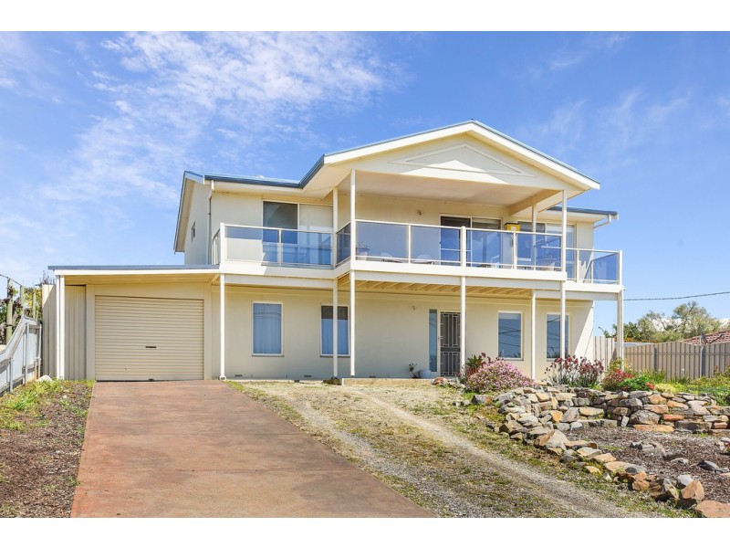 5 Tudor Avenue, Victor Harbor SA 5211