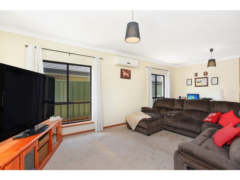 3 Jasmin Drive, Victor Harbor SA 5211